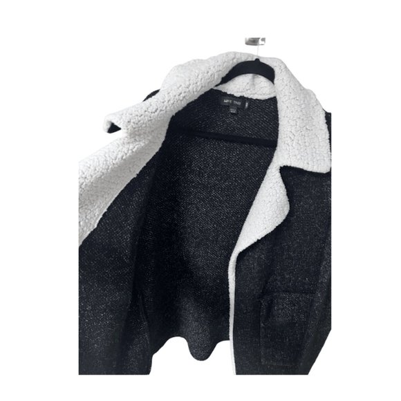 Love Tree Open Front Cardigan Shacket Sherpa - Picture 3 of 7